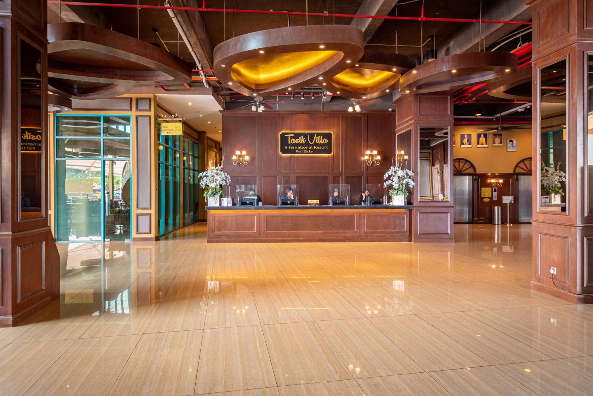 Tasik Villa International Resort Port Dickson Extérieur photo Lobby