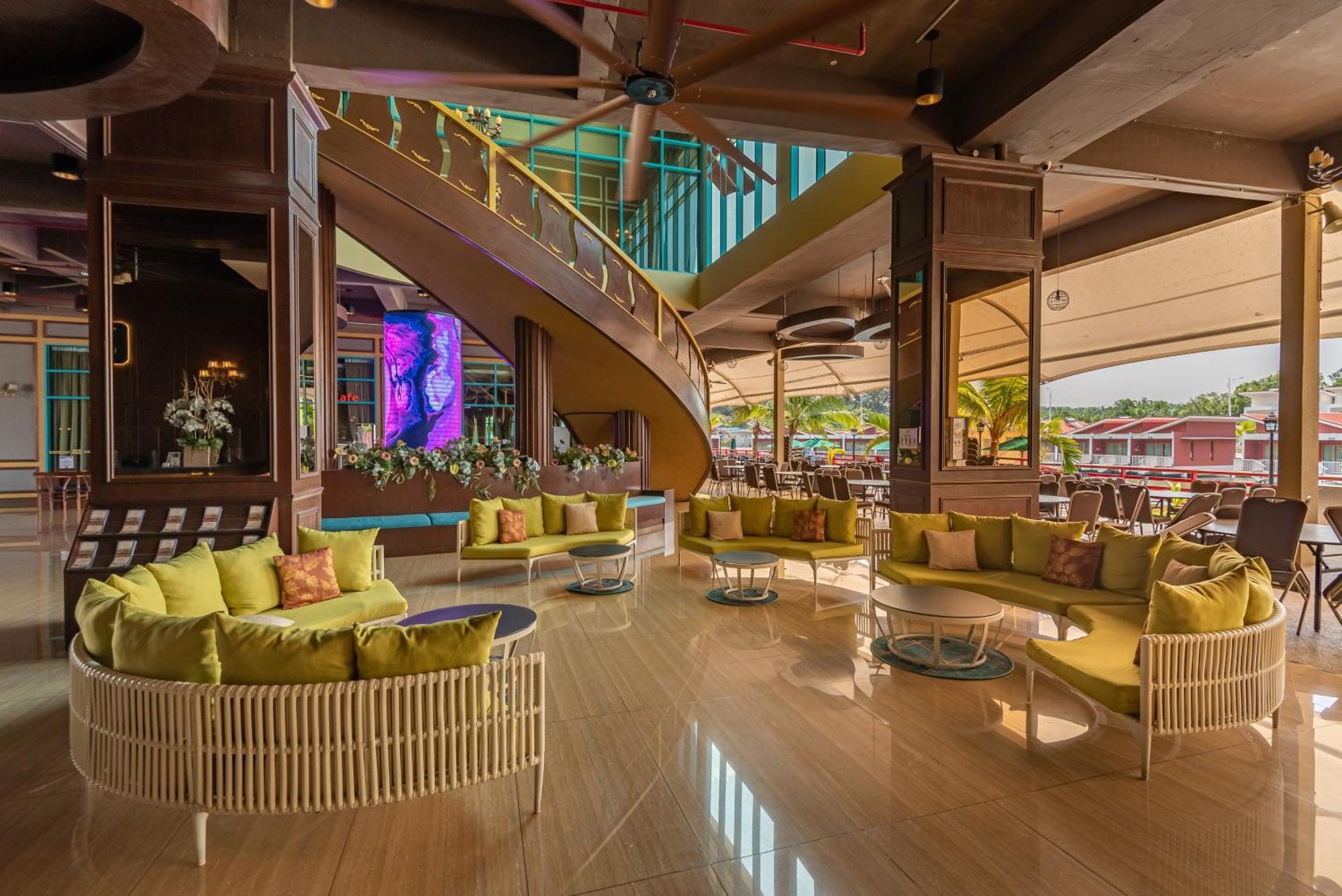 Tasik Villa International Resort Port Dickson Extérieur photo The interior of the hotel