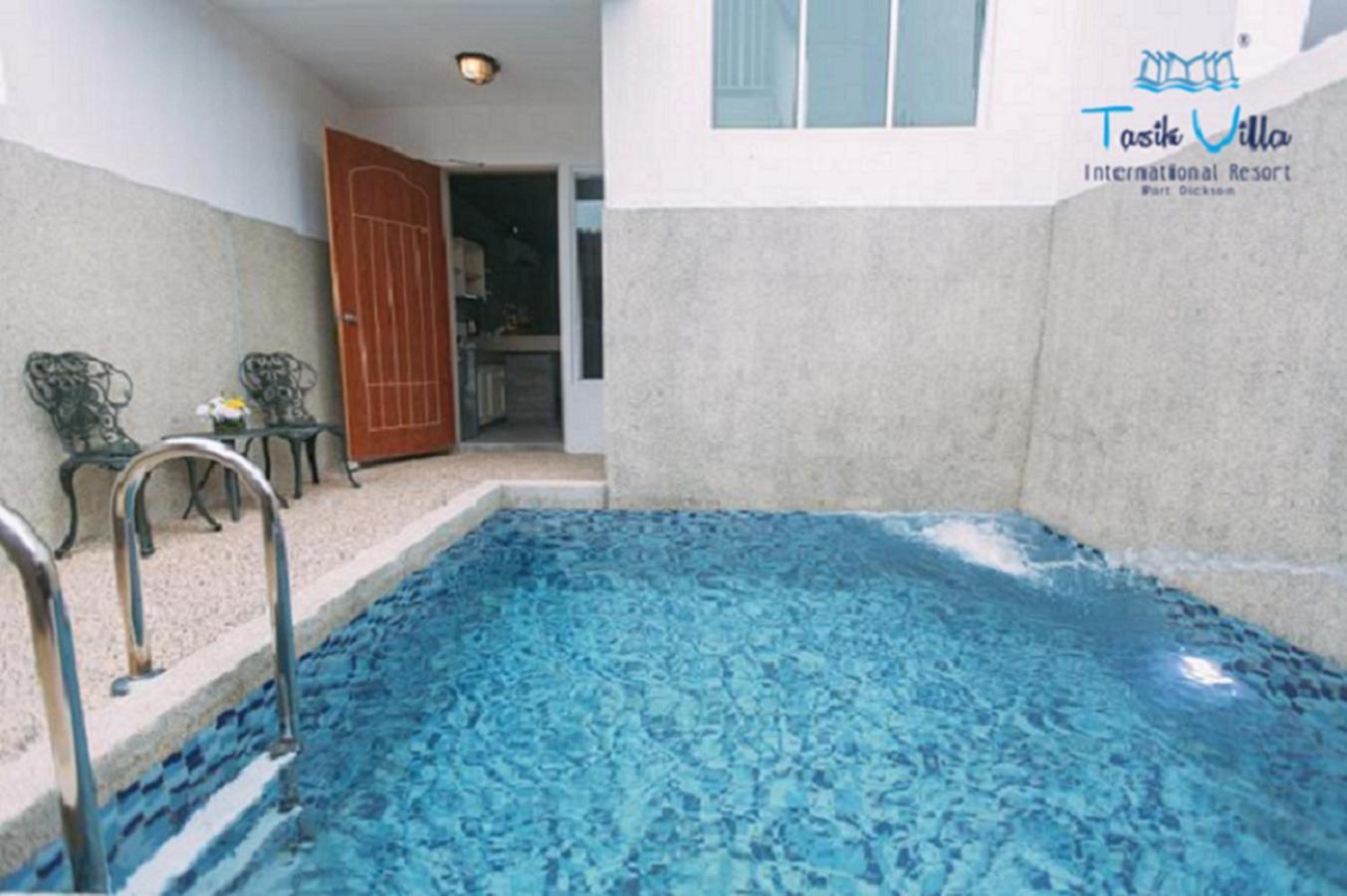 Tasik Villa International Resort Port Dickson Extérieur photo